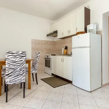 Apartments Marasovic - Roko Apartment